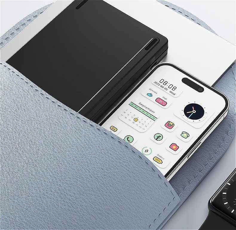 Digital Nomads Mini Foldable Wireless Keyboard